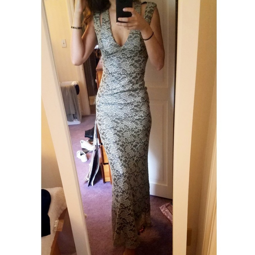 Allen Schwartz Gold Lace Dress - Picture 3 of 7